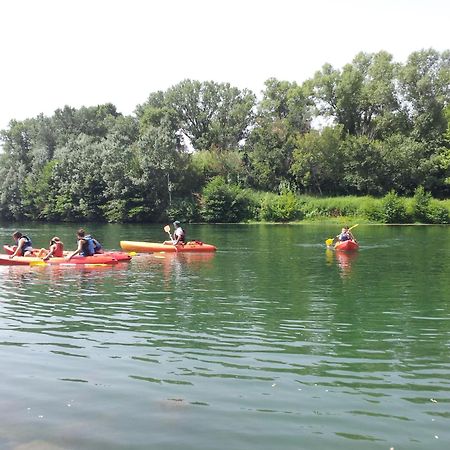 Camping Bellerive Montfrin Dış mekan fotoğraf