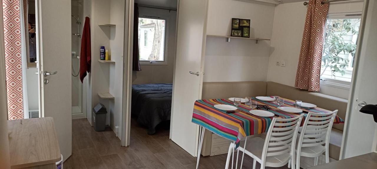Camping Bellerive Montfrin Dış mekan fotoğraf