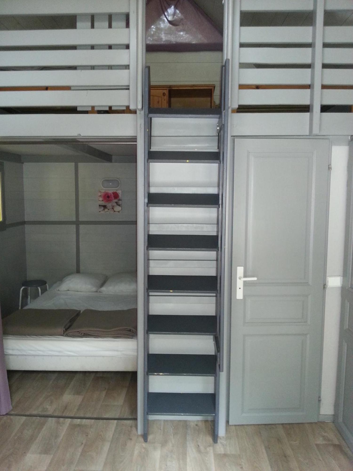 Camping Bellerive Montfrin Oda fotoğraf