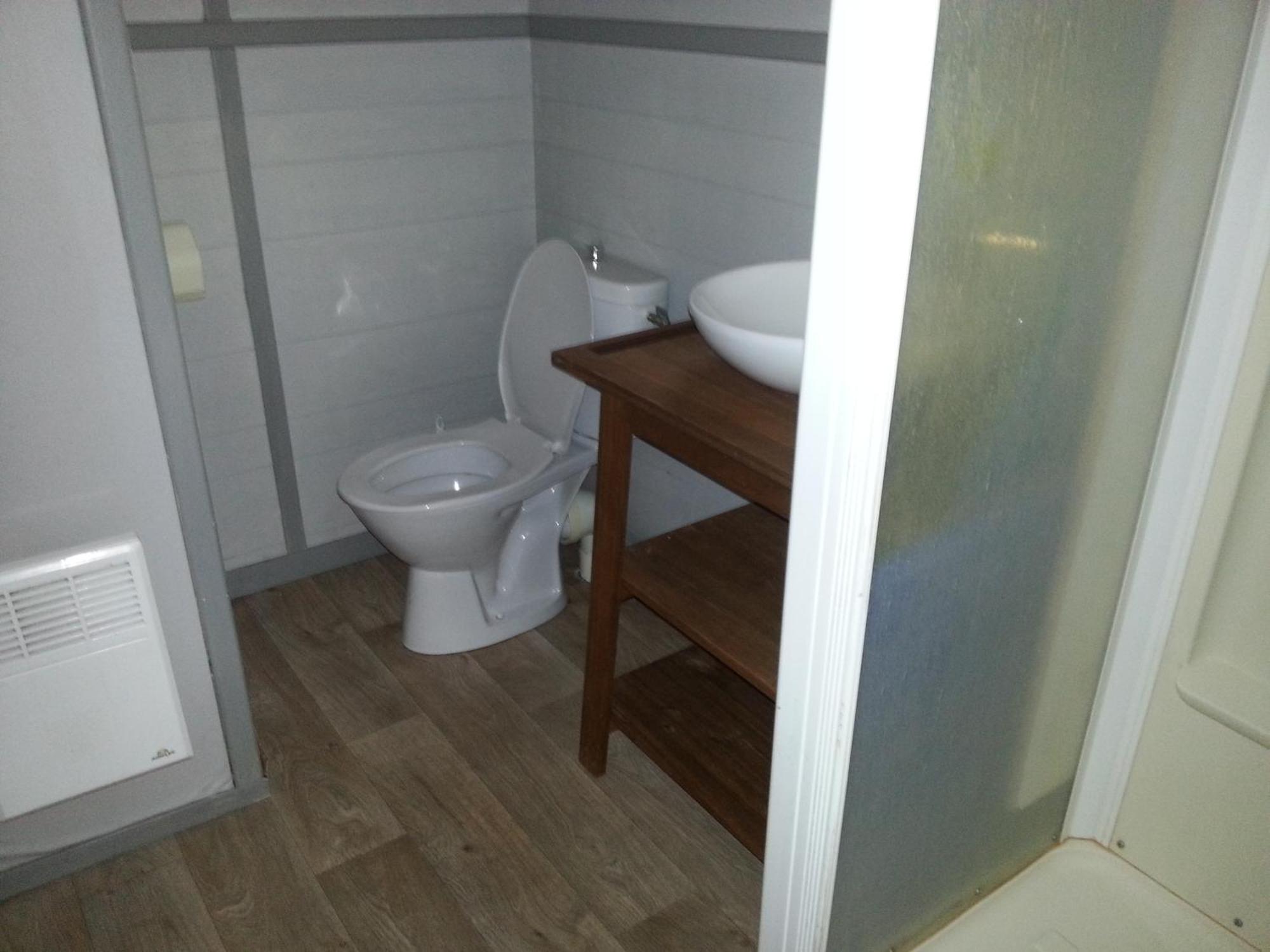 Camping Bellerive Montfrin Oda fotoğraf