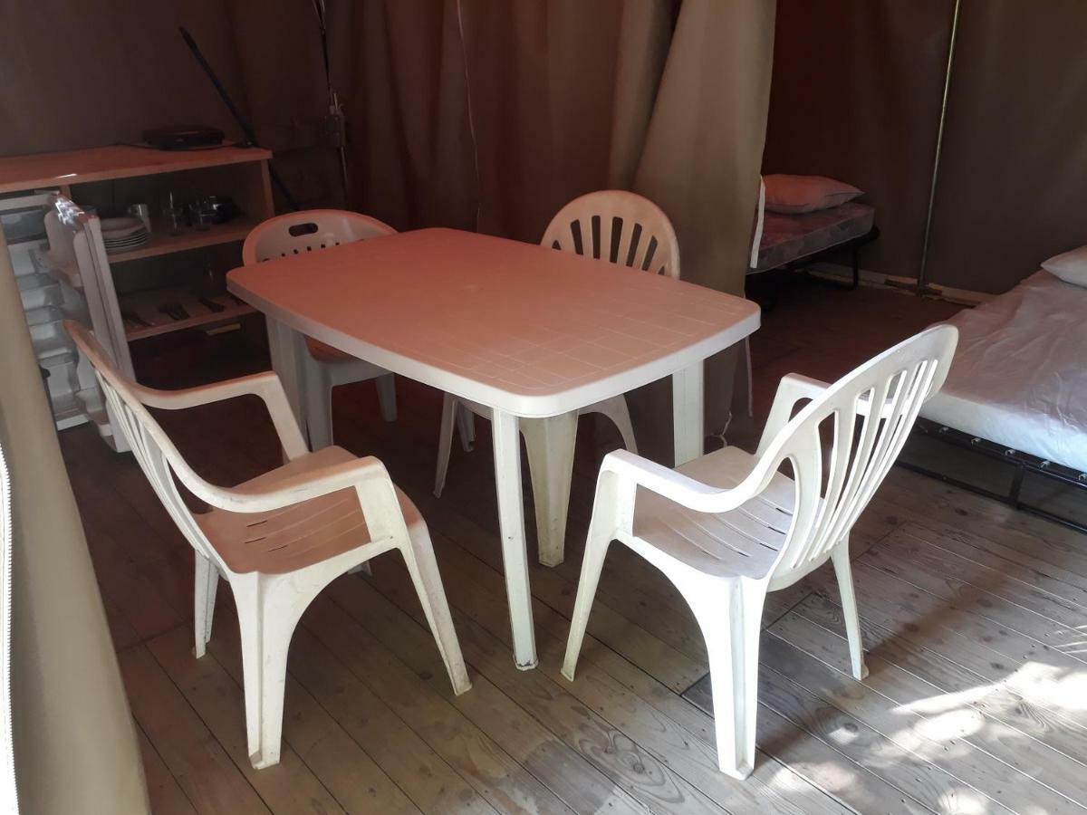 Camping Bellerive Montfrin Dış mekan fotoğraf